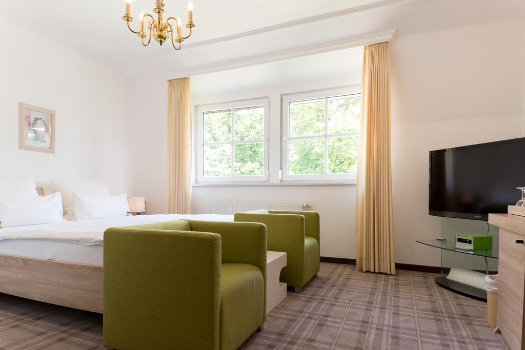Hotel Zum Kuhhirten Bremen Exterior photo