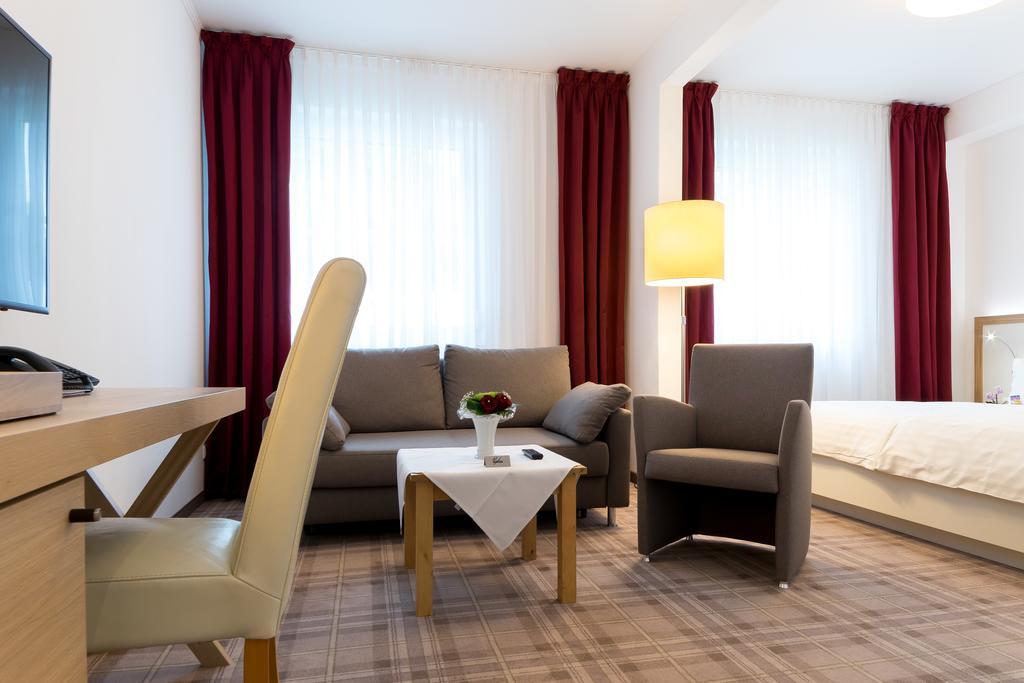 Hotel Zum Kuhhirten Bremen Exterior photo